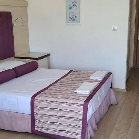 Bronze Hotel Gümbet Esterno foto
