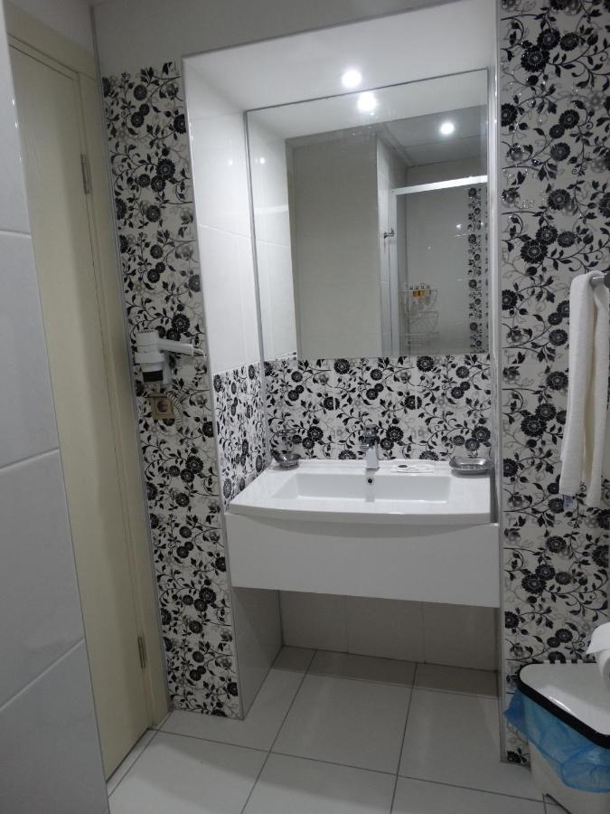 Bronze Hotel Gümbet Esterno foto