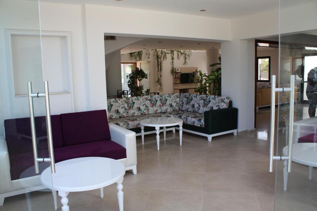 Bronze Hotel Gümbet Esterno foto
