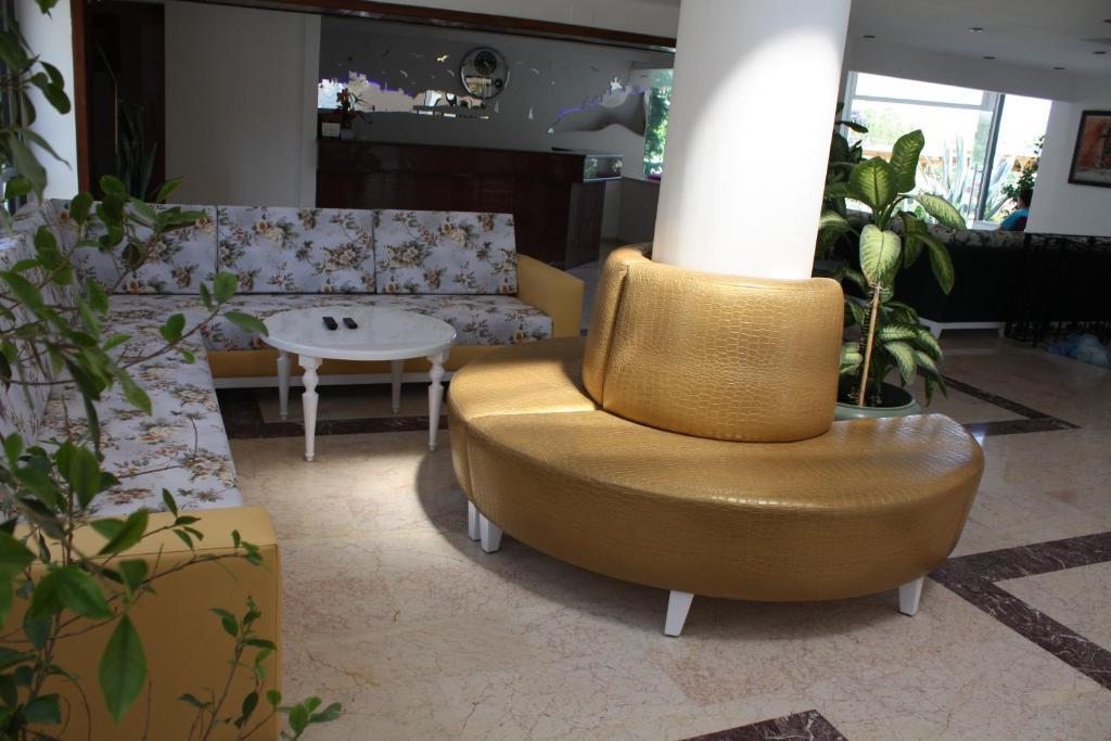 Bronze Hotel Gümbet Esterno foto