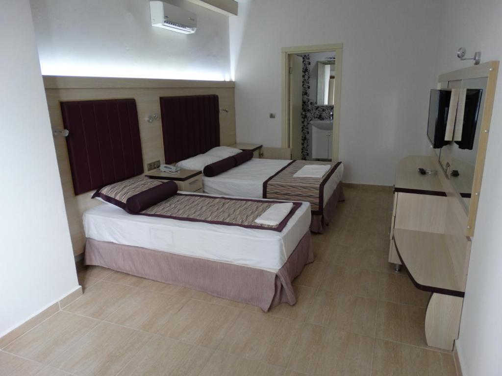 Bronze Hotel Gümbet Camera foto